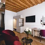 Heritage Szálloda 4*