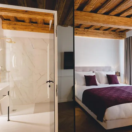 Hotell Heritage 4*