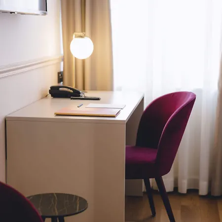 Heritage Hotell