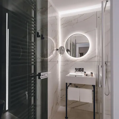Heritage Hotel 4*
