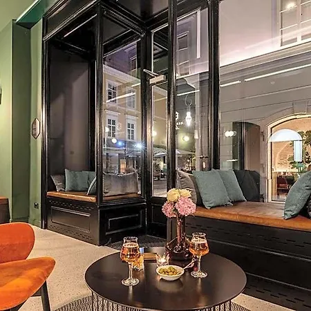 Heritage Hotel 4*