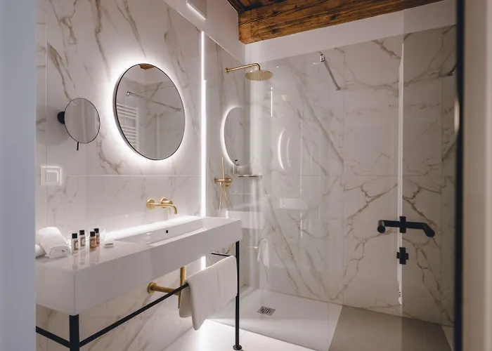 Heritage Szálloda 4*